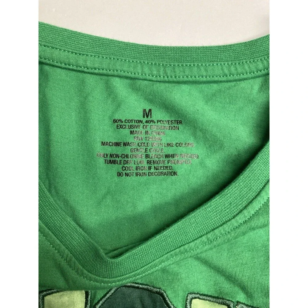 Women's Green Lucky Shamrock Graphic Embroidered Round Neck Knit T-Shirt M